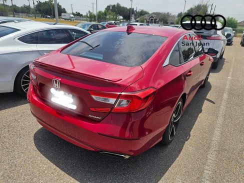 Used 2018 Honda Accord Sport image 10