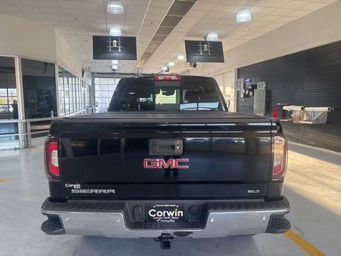 Used 2018 GMC Sierra 1500 SLT AWD/4WD image 9