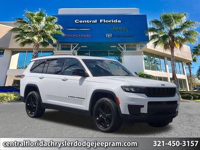 Used 2023 Jeep Grand Cherokee L Laredo