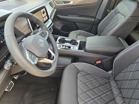 New 2026 Volkswagen Atlas SEL Premium R-Line image 11