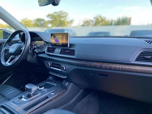 Used 2019 Audi Q5 2.0T Premium Plus w/ Premium Plus Package AWD/4WD image 17