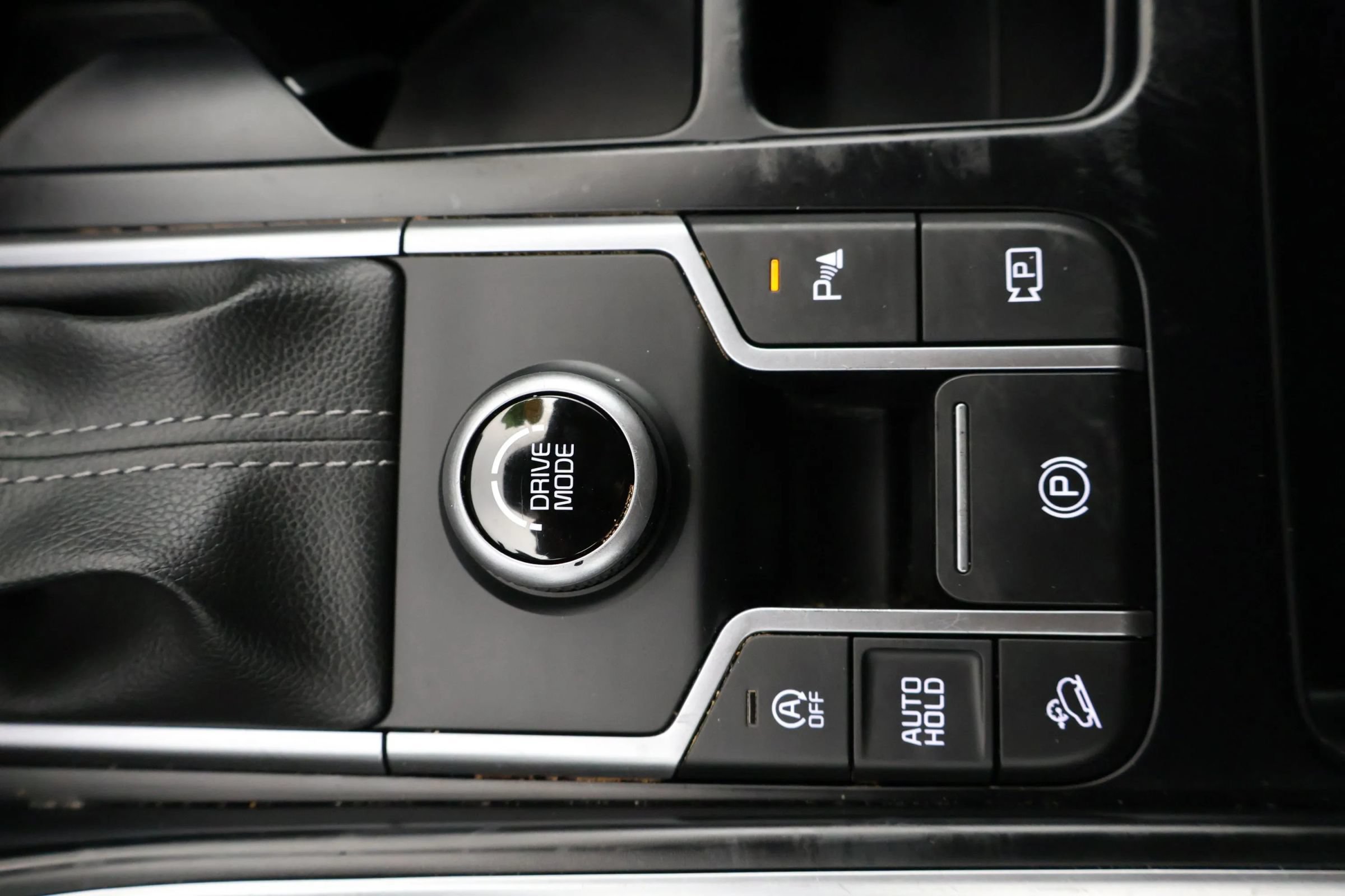 Used 2024 Kia Sorento S FWD image 33