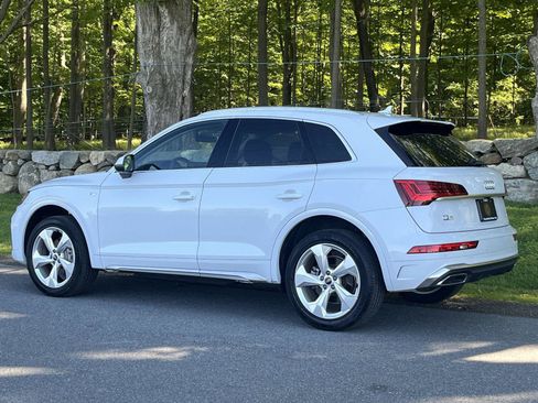 Used 2023 Audi Q5 2.0T Premium Plus w/ Premium Plus Package AWD/4WD image 22