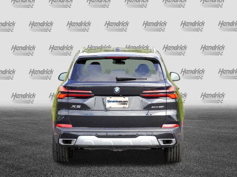 Certified 2024 BMW X5 xDrive40i w/ Premium Package AWD/4WD image 7