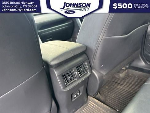 Used 2021 Toyota RAV4 XLE Premium AWD/4WD image 32