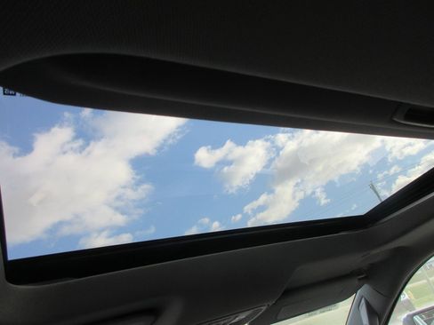 New 2026 GMC Sierra 2500 Denali w/ Denali Reserve Package image 18