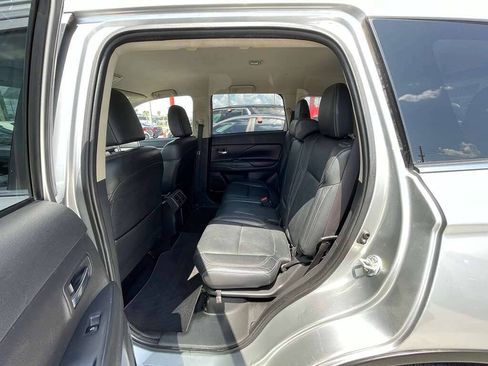 Used 2020 Mitsubishi Outlander SEL FWD image 9
