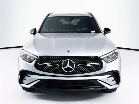 Certified 2026 Mercedes-Benz GLC 300 image 2