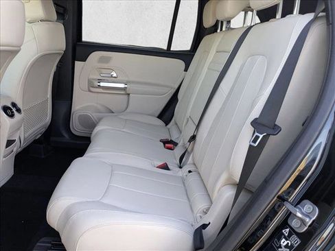 New 2026 Mercedes-Benz GLB 250 image 12