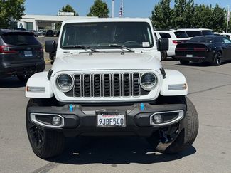 Used 2024 Jeep Wrangler Unlimited Sahara AWD/4WD video 3