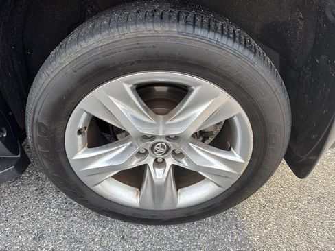 Used 2016 Toyota Highlander Limited image 35