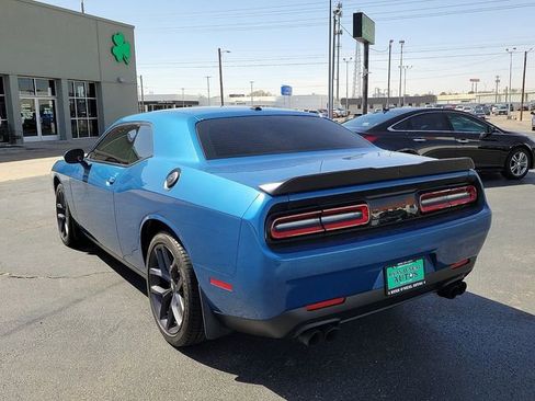 Used 2023 Dodge Challenger SXT w/ Blacktop Package image 5