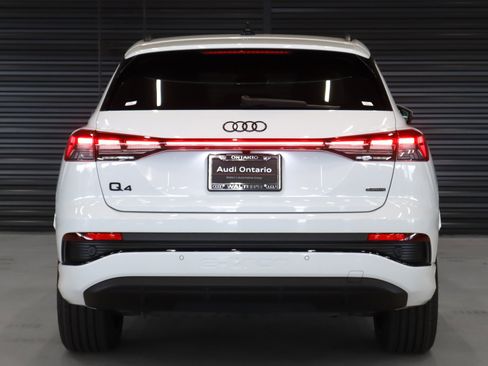 Certified 2024 Audi Q4 e-tron Premium Plus image 15