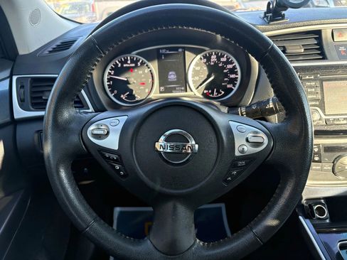 Used 2018 Nissan Sentra SR image 16