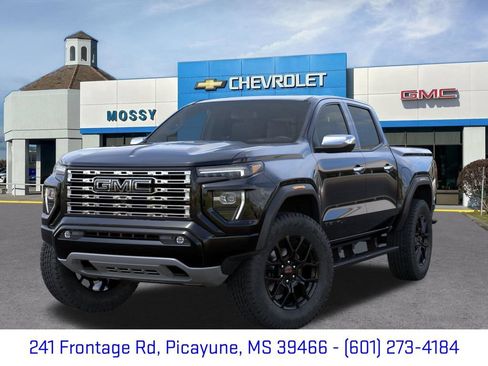 New 2026 GMC Canyon Denali w/ LPO, Denali Black Edition AWD/4WD image 7