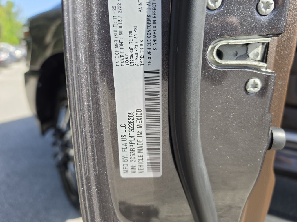 Used 2026 RAM 3500 Longhorn AWD/4WD image 38