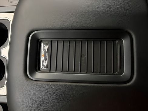 Used 2018 GMC Sierra 1500 SLT AWD/4WD image 27