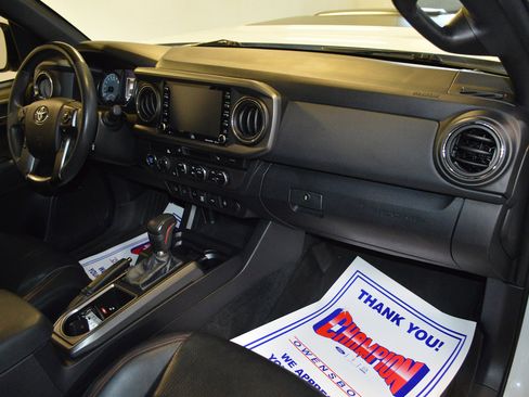 Used 2021 Toyota Tacoma TRD Pro image 10