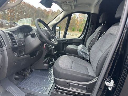 New 2026 RAM ProMaster 2500 w/ Cold Weather Group image 10