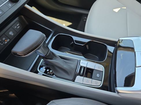 New 2026 Hyundai Tucson SE image 25