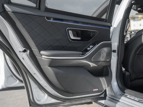 New 2026 Mercedes-Benz S 580 4MATIC Sedan image 38