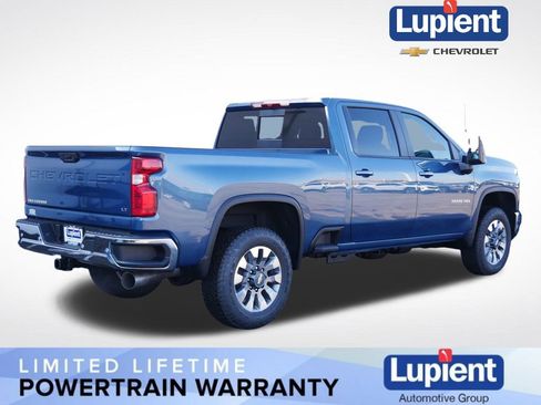 New 2026 Chevrolet Silverado 3500 LT image 3