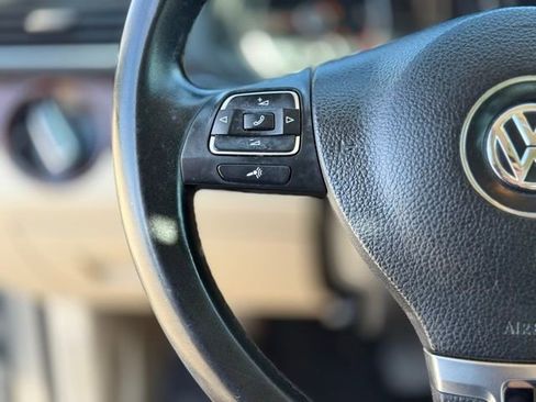 Used 2013 Volkswagen Passat TDI SEL Premium image 22