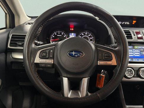 Used 2017 Subaru Crosstrek 2.0i Premium AWD/4WD image 32