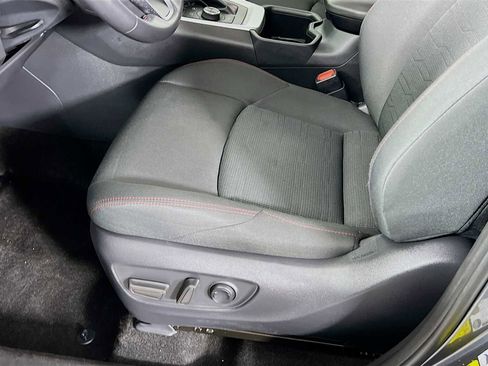 Used 2023 Toyota RAV4 SE image 19