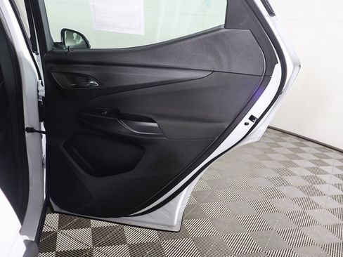 Used 2023 Chevrolet Bolt EUV LT image 22