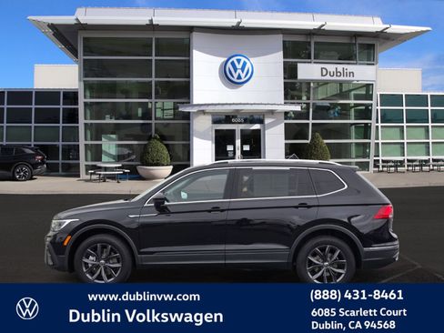 Used 2023 Volkswagen Tiguan SE image 7