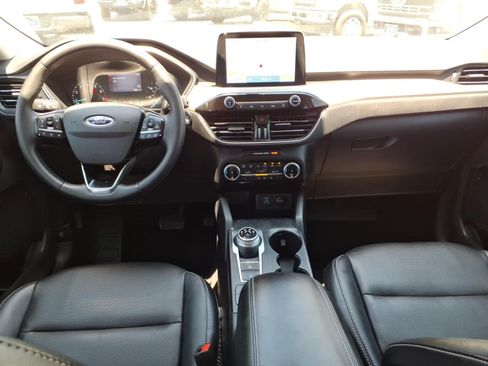 Used 2022 Ford Escape SEL FWD image 18
