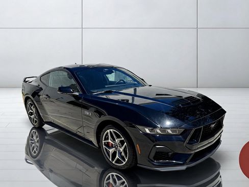 Used 2024 Ford Mustang GT Premium RWD image 7