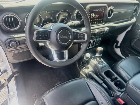 Certified 2023 Jeep Wrangler Unlimited Sahara AWD/4WD image 10