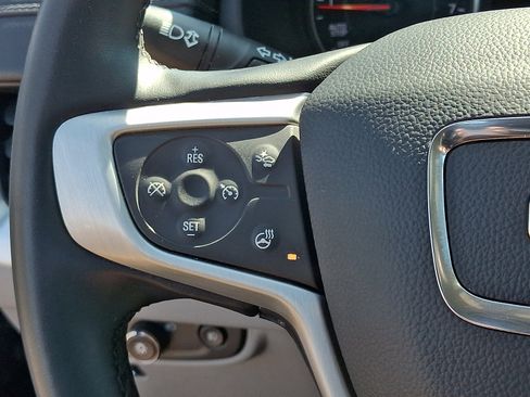 Used 2024 GMC Terrain SLT FWD image 23