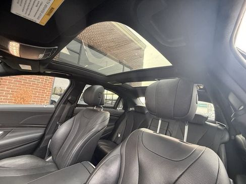 Used 2020 Mercedes-Benz S 450 Sedan image 19
