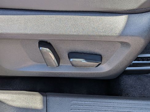 Used 2025 Nissan Rogue Platinum FWD image 39