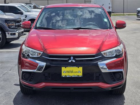 Used 2018 Mitsubishi Outlander Sport ES FWD image 2