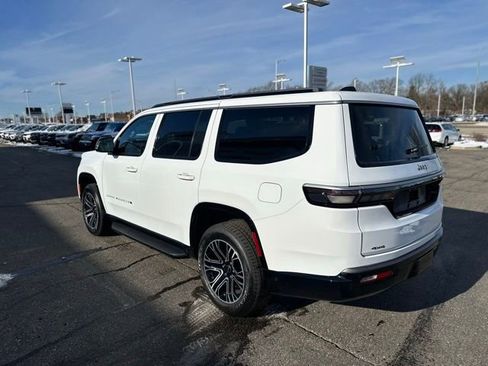 New 2026 Jeep Grand Wagoneer 4WD w/ Premium Group I image 12