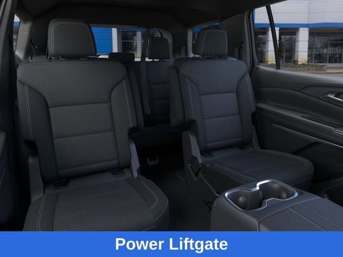 New 2026 Chevrolet Traverse LT w/ Sun and Wheel Package AWD/4WD image 18