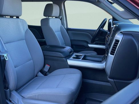 Used 2018 Chevrolet Silverado 1500 LT w/ All Star Edition image 27