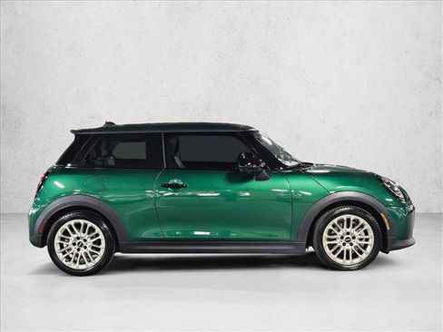 Certified 2025 MINI Cooper S image 4