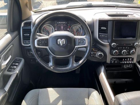Used 2020 RAM 1500 Big Horn AWD/4WD image 5