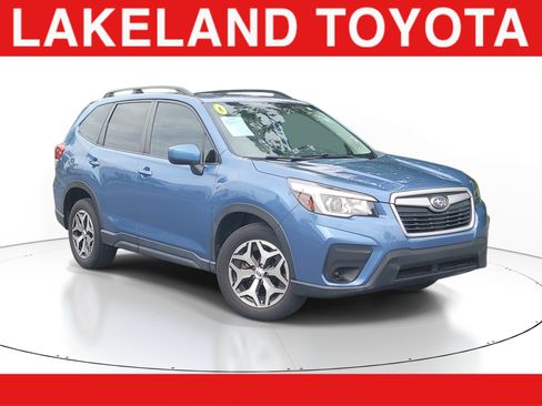 Used 2020 Subaru Forester Premium AWD/4WD image 1