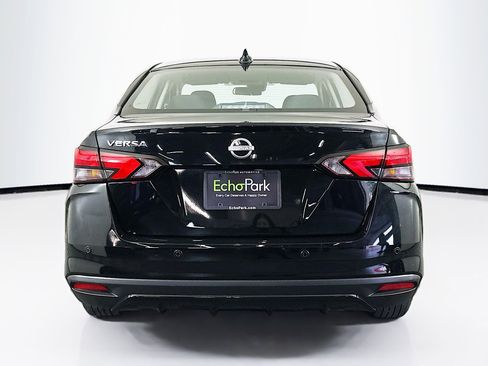 Used 2025 Nissan Versa SV image 7