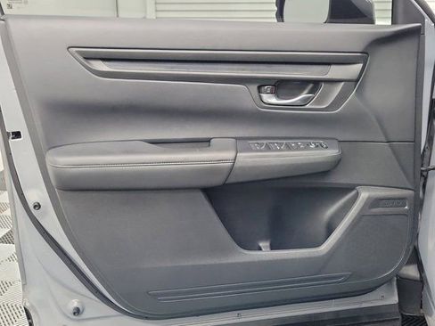 Used 2023 Honda CR-V EX image 17