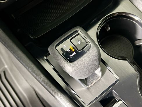 Used 2023 Nissan Rogue SV FWD image 25