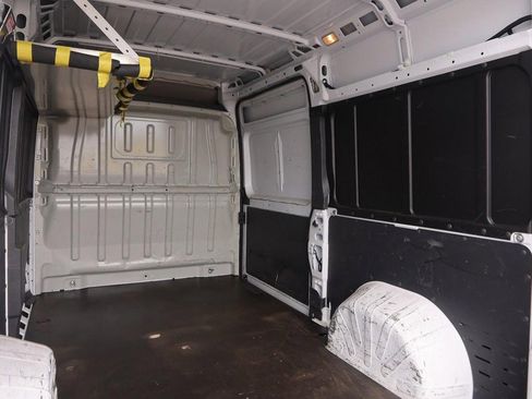 Used 2019 RAM ProMaster 2500 FWD image 9