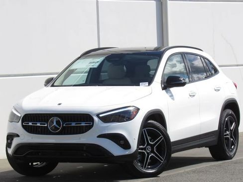 New 2026 Mercedes-Benz GLA 250 4MATIC image 1