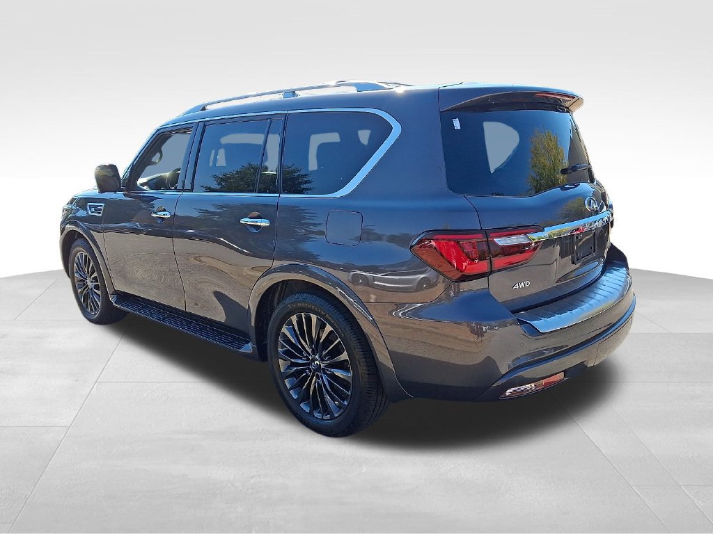 Used 2023 INFINITI QX80 Sensory w/ Cargo Package AWD/4WD image 4